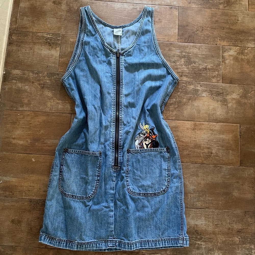 Warner Brothers Store 90’s Denim Zip-Up Ladies Dress Bugs Bunny Tweety Bird